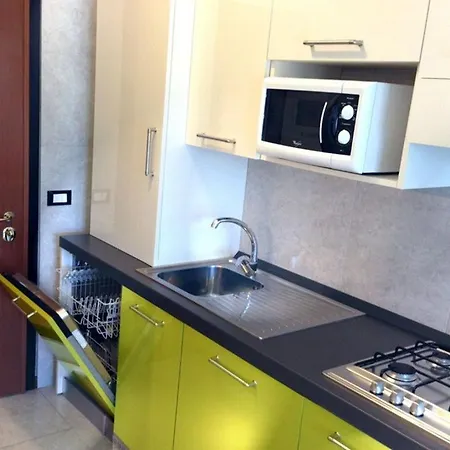 Residenza Bright Star Executive Fuer 6 Personen Apartament *