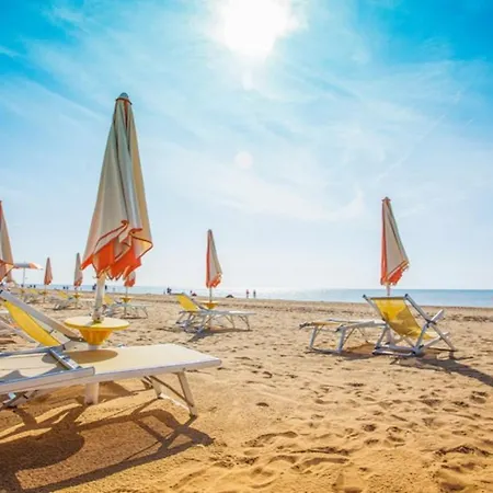 Residenza Bright Star Executive Fuer 6 Personen *